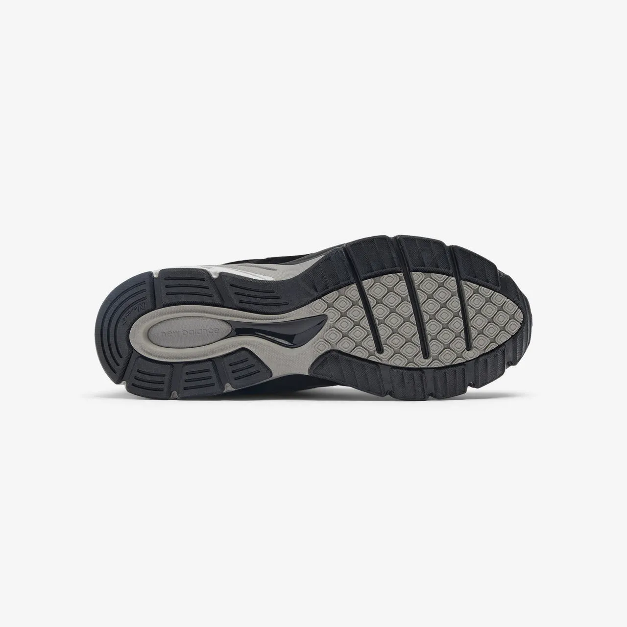 990v4