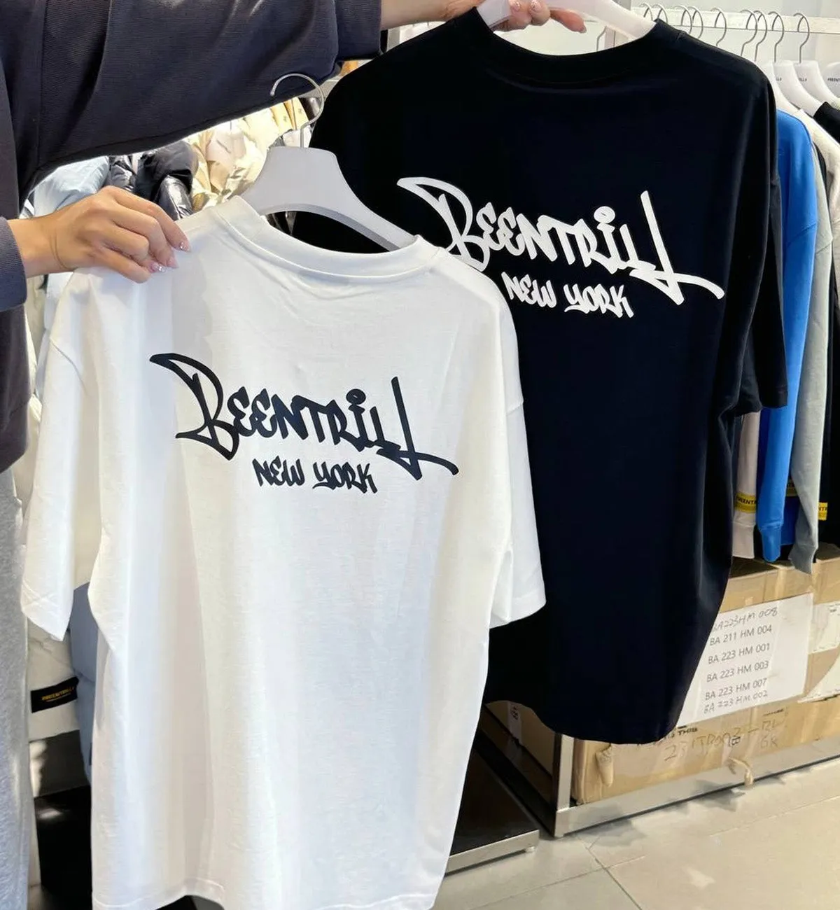 BEENTRILL New York Word T-Shirt