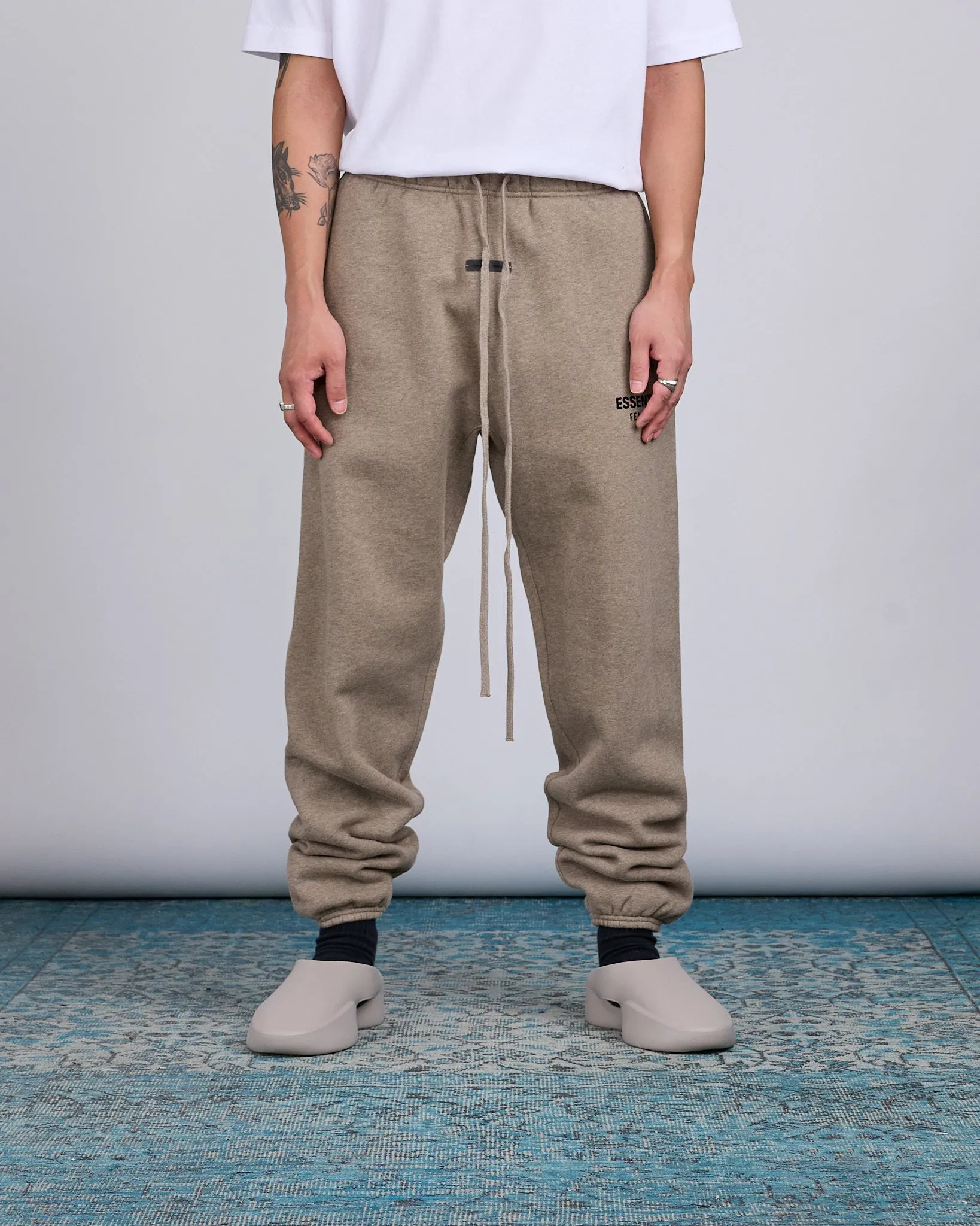 Fear of God Essentials Classic Sweatpant Bevel Homestead Heather