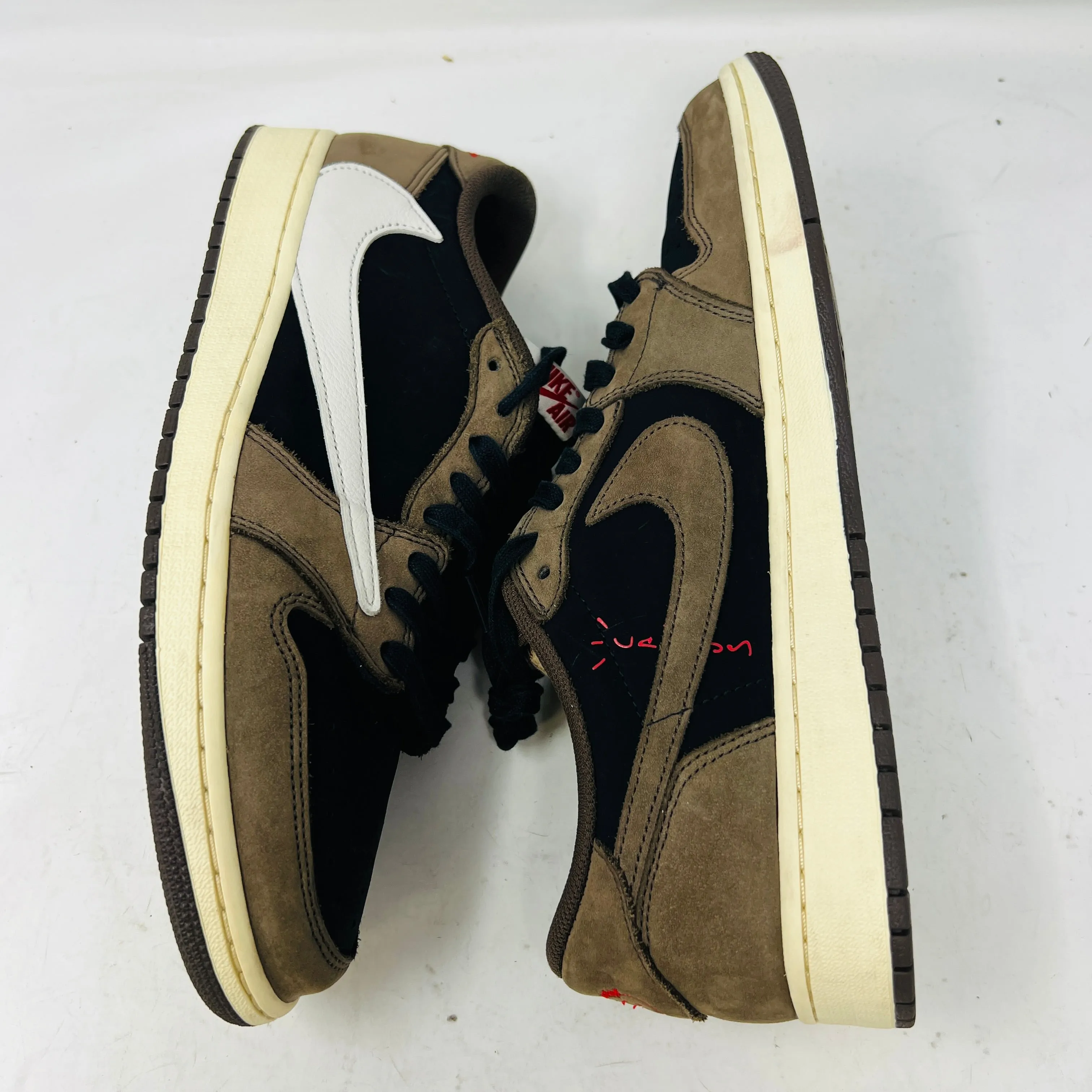 Jordan 1 Retro Low OG SP Travis Scott Mocha