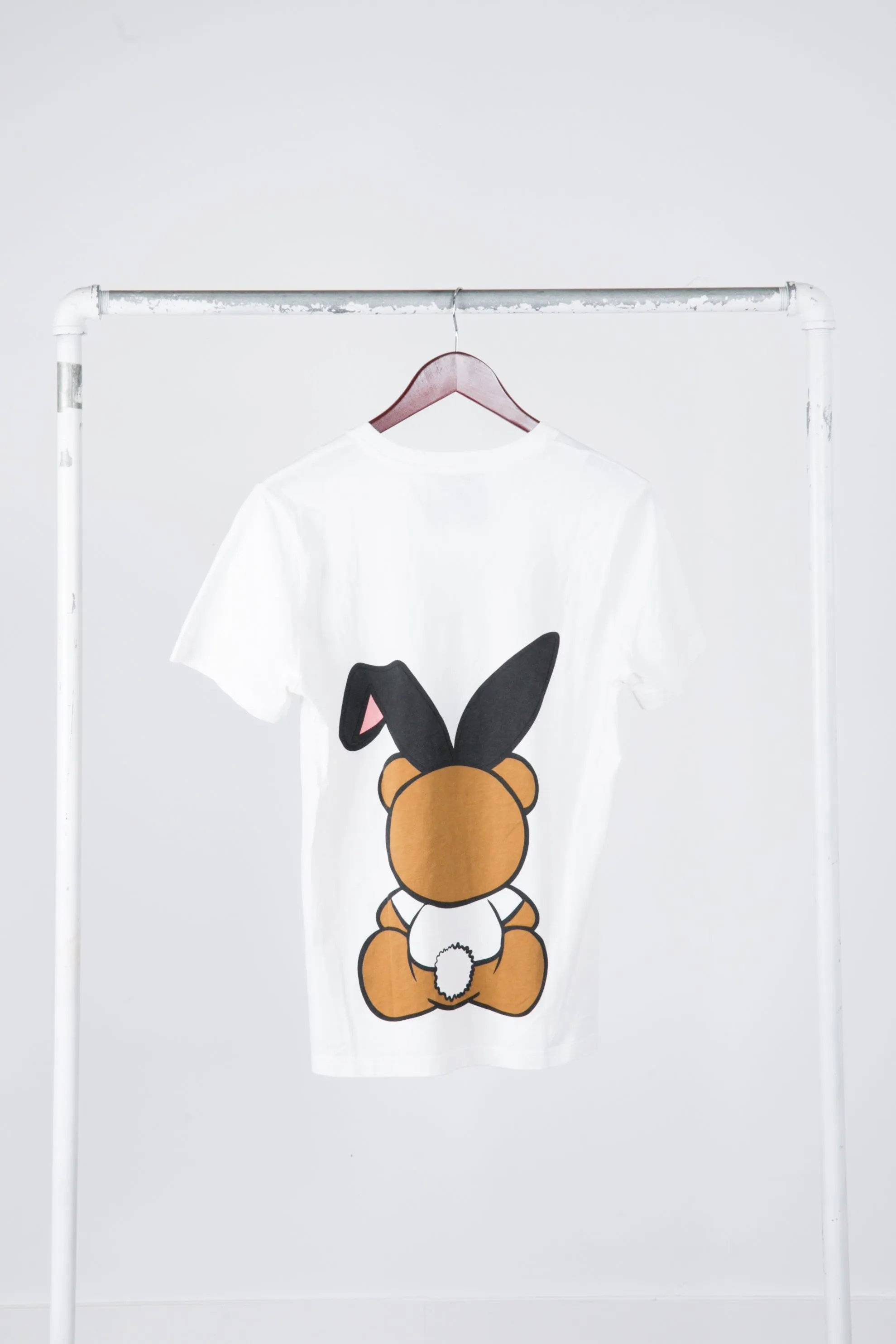 Moschino FW17 'Playboy Teddy Bear Print' T-Shirt White (2017)