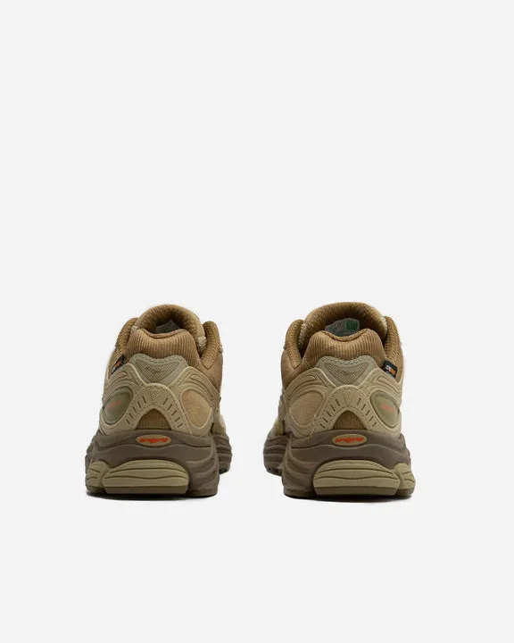 Saucony x Starcow ProGrid Omni 9