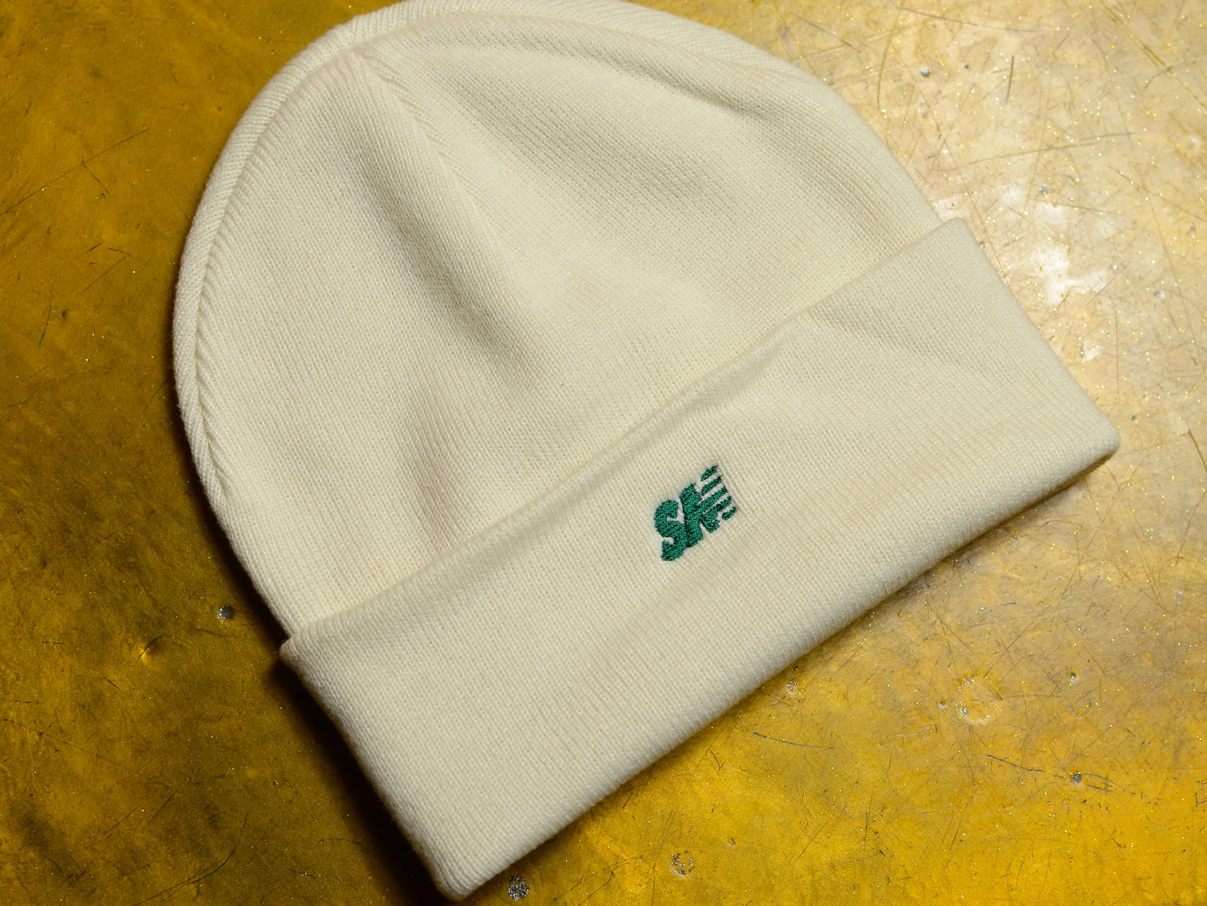 SM Classic Micro Embroidered Cuff Beanie - Ecru / Forest