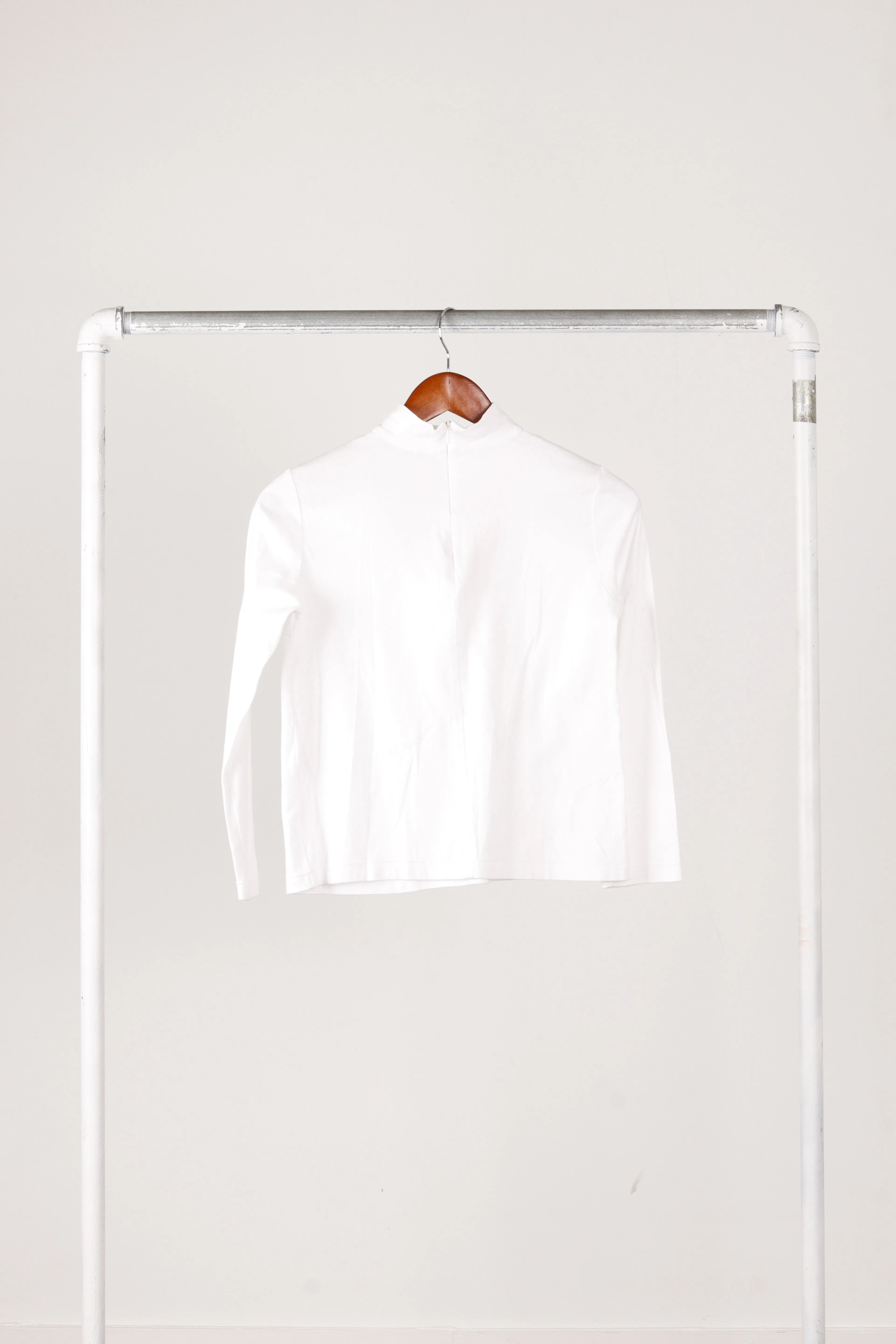 sueUNDERCOVER FW19 'Sheer Collar' L/S Mock Neck White (2019)