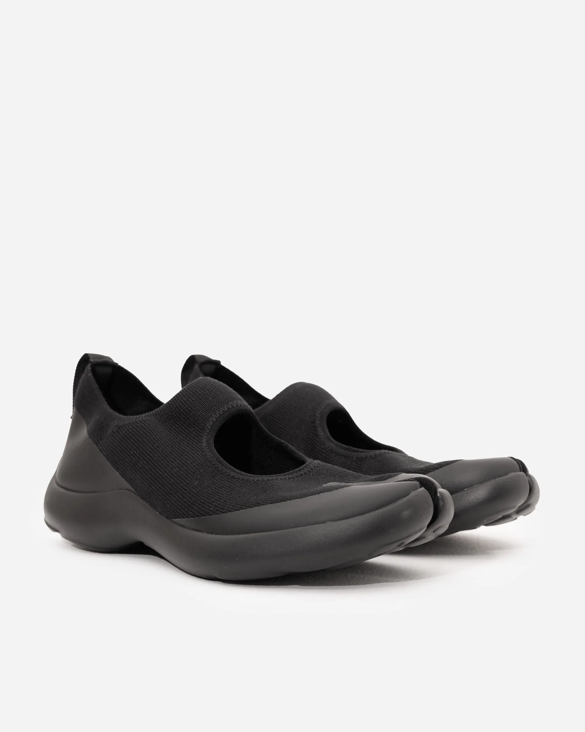 Tabi Sandal