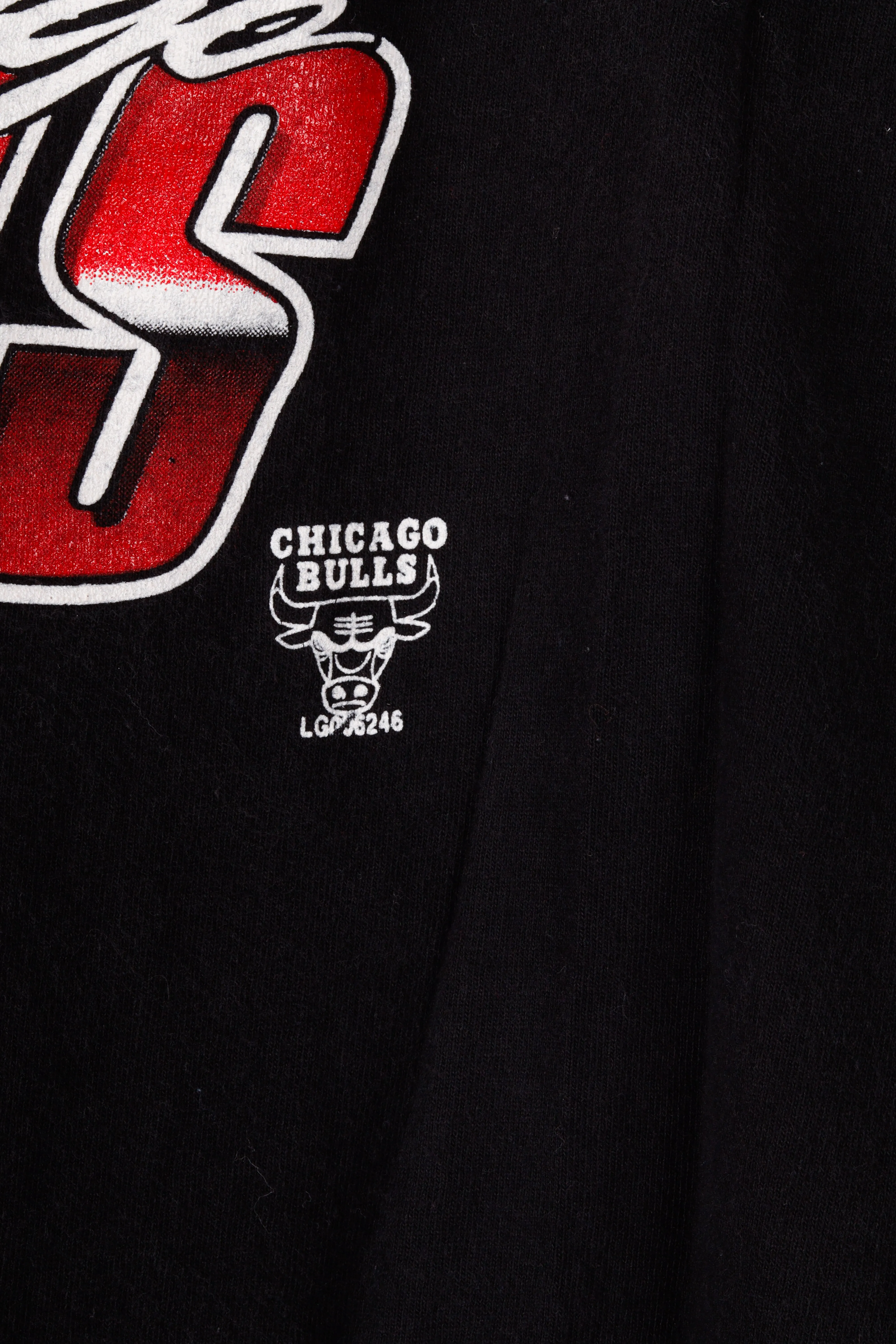 Vintage 1998 Chicago Bulls '6 Time Champions Earth Logo' T-Shirt