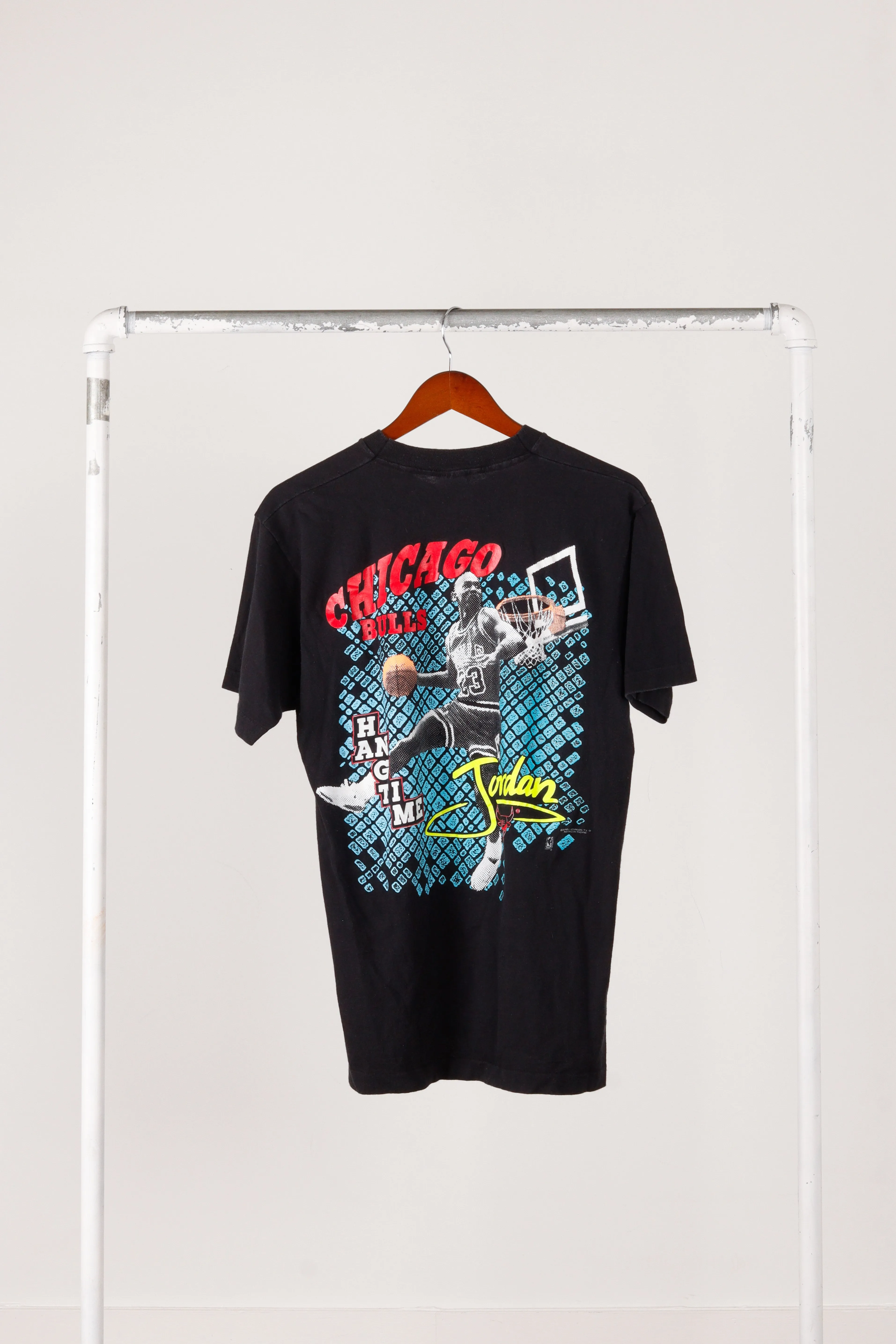 Vintage 90's Chicago Bulls 'Michael Jordan Hang Time Graphic' T-Shirt