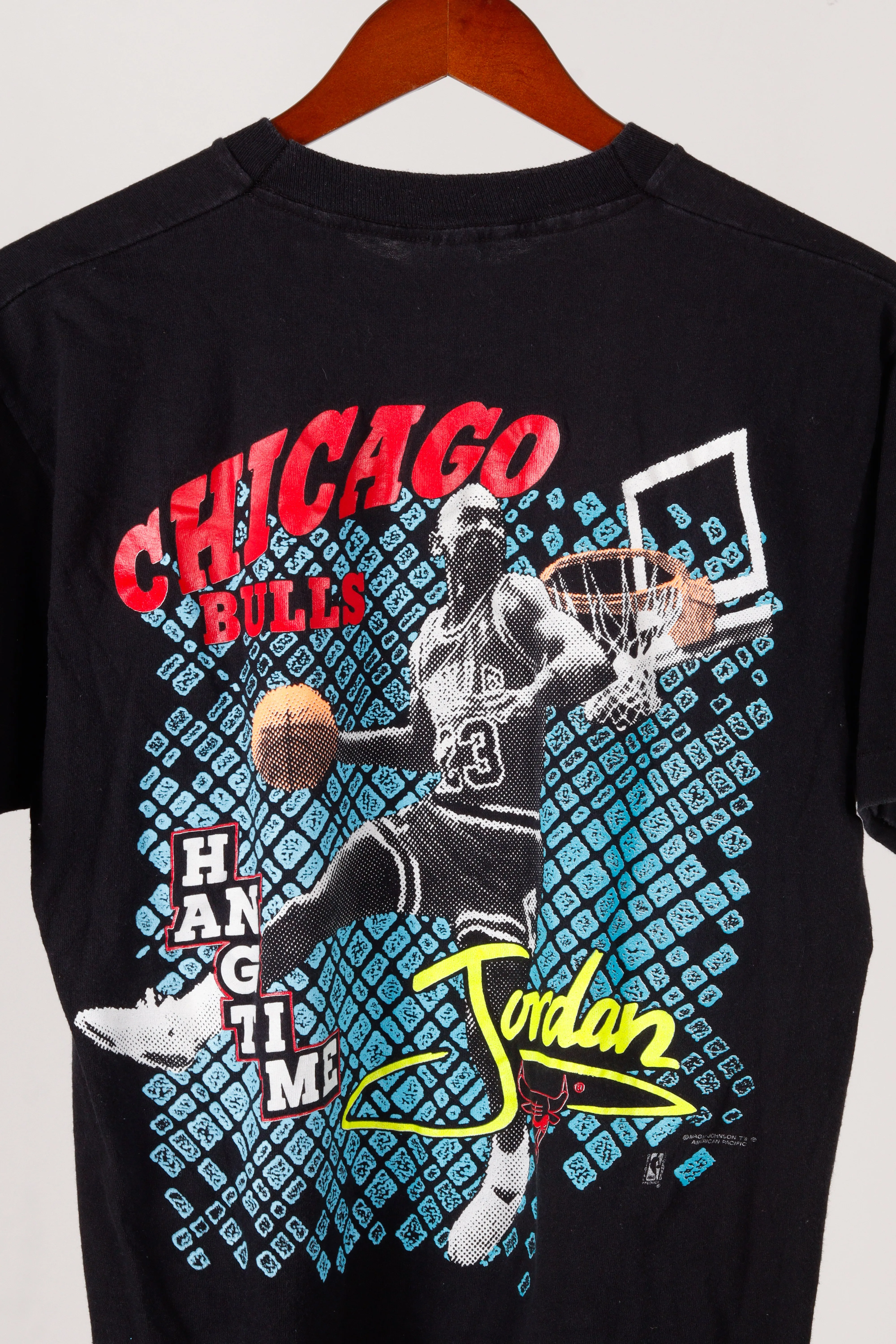 Vintage 90's Chicago Bulls 'Michael Jordan Hang Time Graphic' T-Shirt